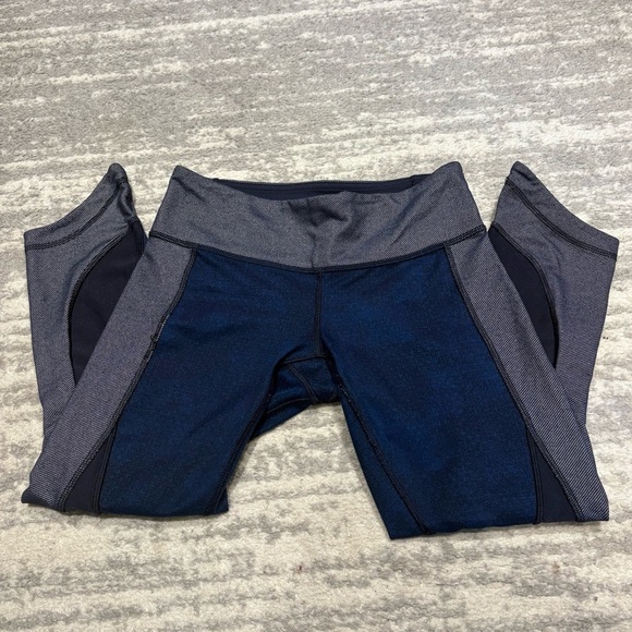 Lululemon Crop Women's 2 Wunder Under Blue Sashiko Inkwell Leggings - Picture 1 of 3